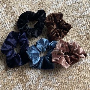 Cool-Tone Scrunchies